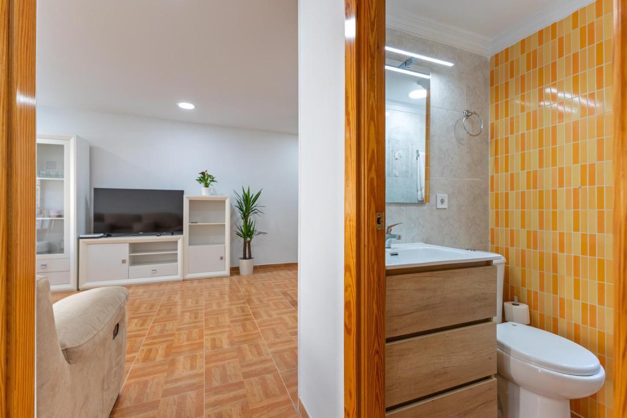 Charming 2 Bedroom Apartment At Triana Center By Oui Sevilla Exterior foto