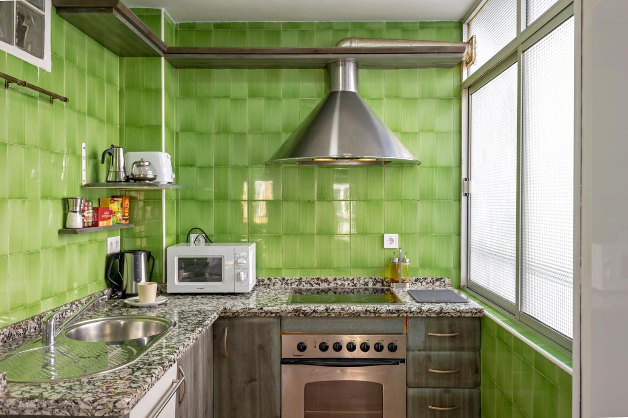 Charming 2 Bedroom Apartment At Triana Center By Oui Sevilla Exterior foto